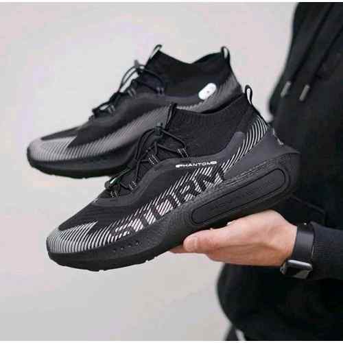 Underr Armou r Phantom 4 Strome Black