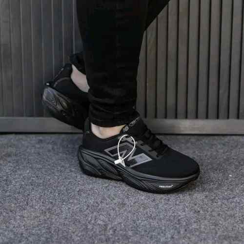 New Balancee Fresh Foam X More Evoz V5 Triple Black