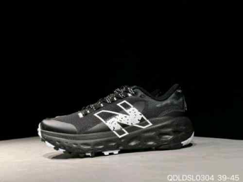 Neww Balance Fresh Foam X More Trail v2 Black