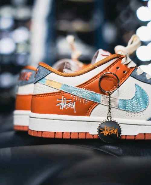Nik e SB Dunk Low C Stussy Grey Orange