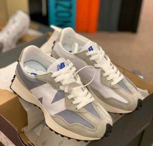 new balancee 327 GREY WHITE