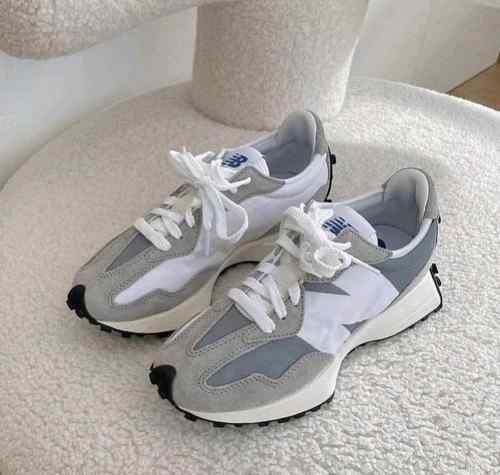 new balancee 327 GREY WHITE