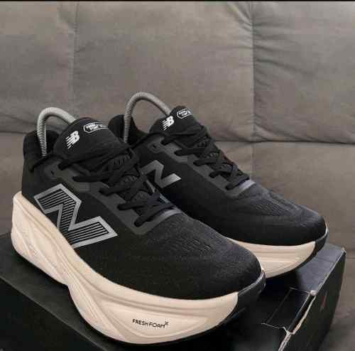new balancee Fresh Foam x More Evoz V5 Black White