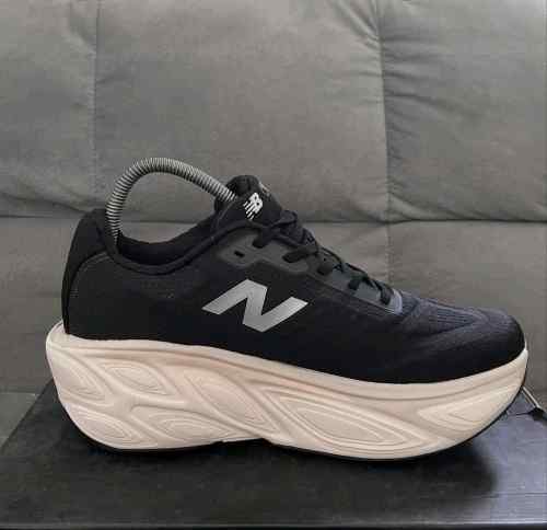 new balancee Fresh Foam x More Evoz V5 Black White