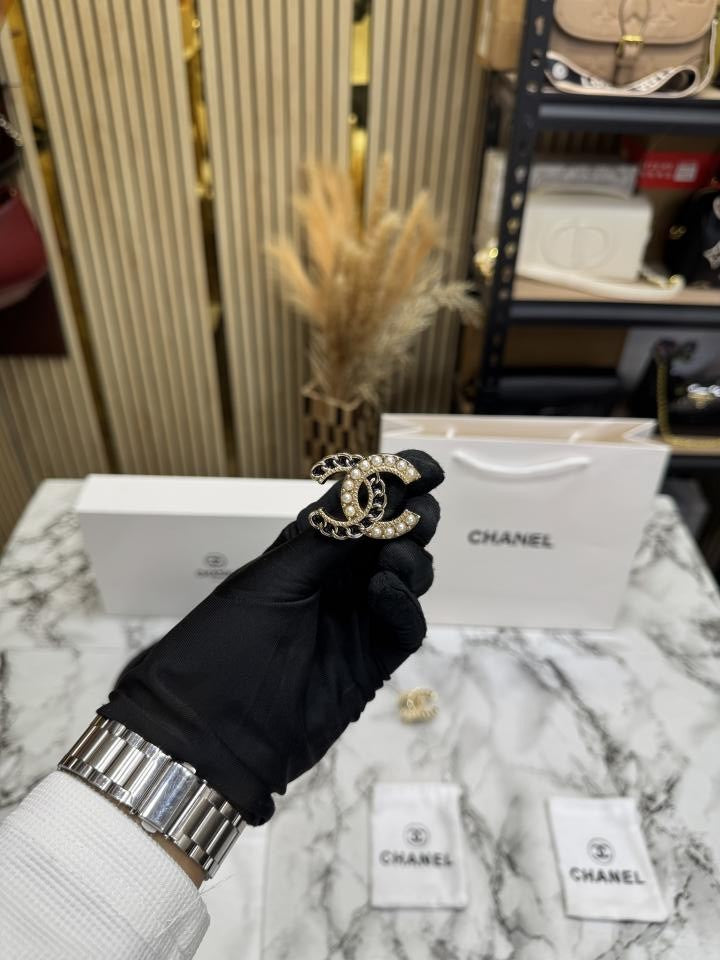 Chanel_Premium_Double_Buckle_Belt_Combo_With_Dust_Bag_And_Dust_Bag_Including_CarryBag_(C08-Black)