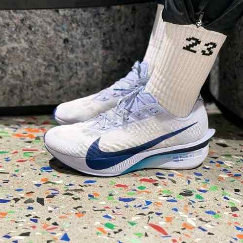 Nikee zoom Vaporfly 4 Road Racing White Blue