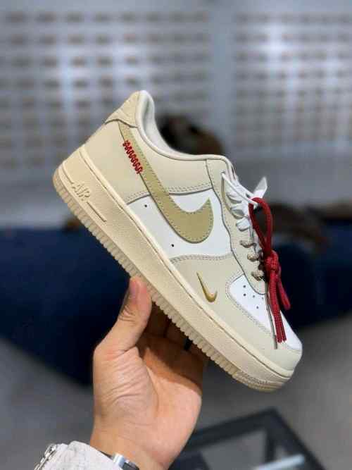 nikee airforce 1 low year of the snake for her
