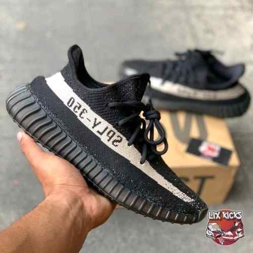ADIDAsS YEEZY 350 V2 Black White Oreo SEMI UA With OG ACCESSORIES