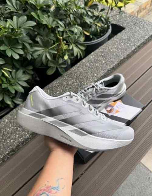 Adidass Running Adizero Evo SL trainers grey