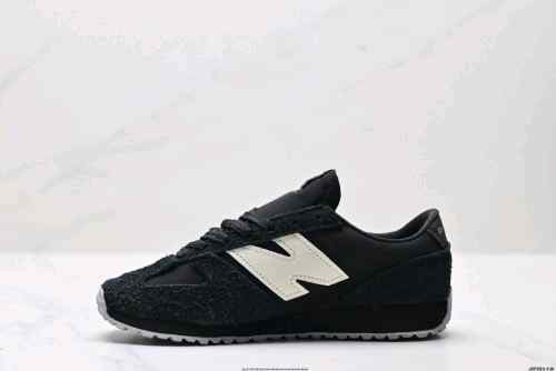 New Balancee 471 Black White