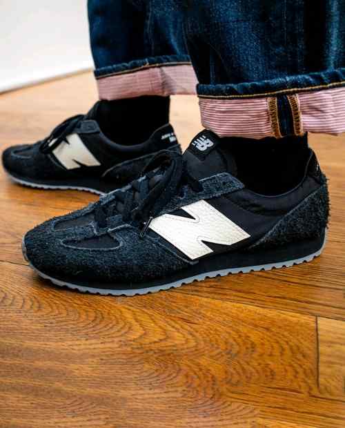 New Balancee 471 Black White
