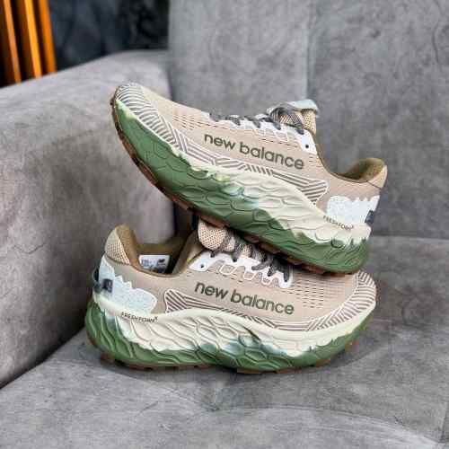 New Balancee Fresh Foam x Trail More V3 Beige
