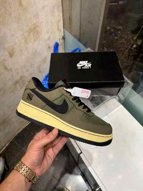 NIKEE AIRFORCE 1 UNDEFEATED BALLISTIC