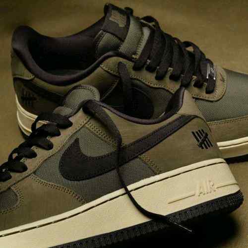 NIKEE AIRFORCE 1 UNDEFEATED BALLISTIC