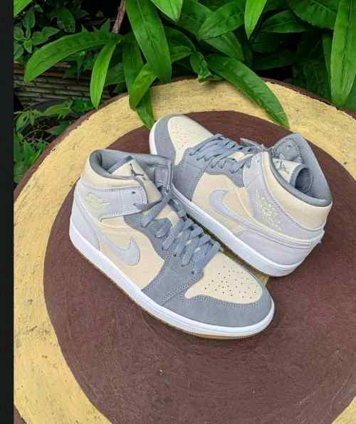 Jordan Retro 1 High Coconut Milk semi ua