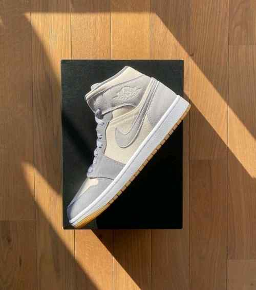 Jordan Retro 1 High Coconut Milk semi ua