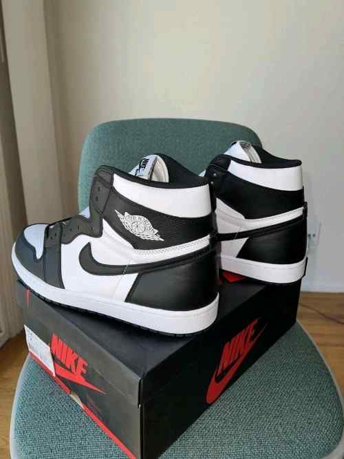 Nikee Jordan Retro 1 High Panda Black White Surplus Semi UA Leather Shine