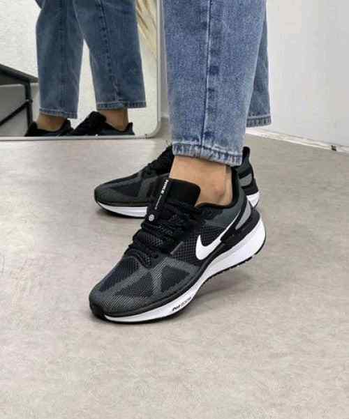 nikee air zoom structure 25 black