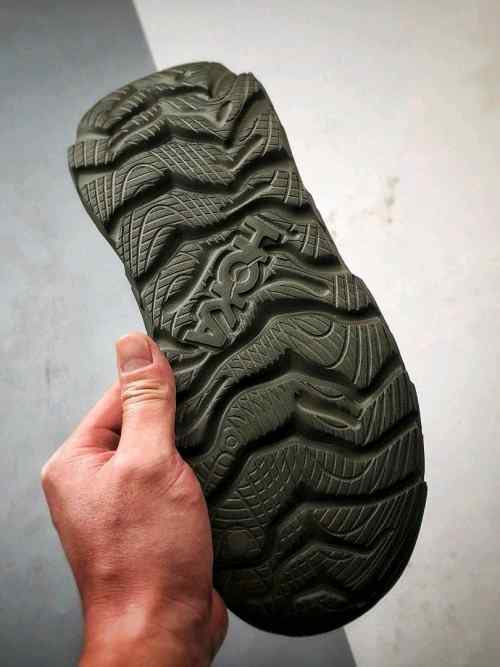 Hoka Restore TC Dark Olive Green