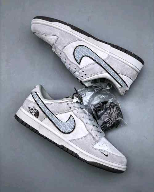 Nikee SB Dunk Low X North Face 2025 Reflective