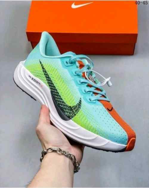 Nikee Zoom Pegasus Plus Green