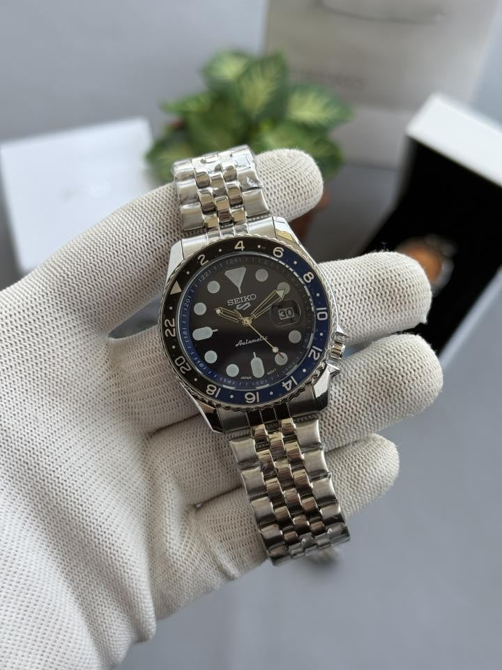 Seiko 5 Sports Premium Blue w353