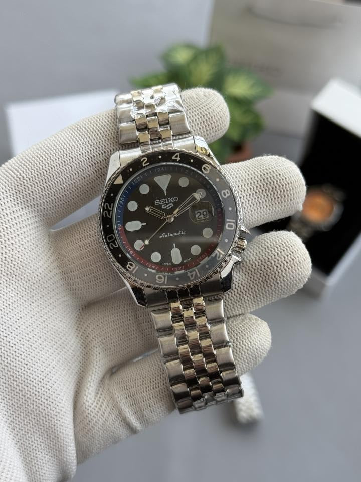 Seiko Sports Premium Grey W355