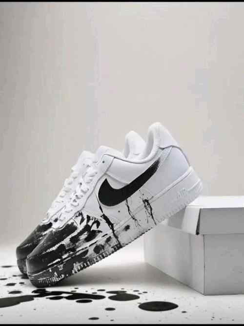 Nikee Airforce 1 Black paint custom