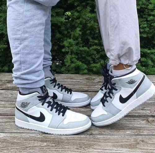 jordan retro 1 high LIGHT SMOKE GREY semi ua