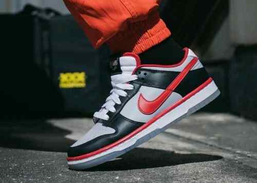 nikee dunk low clark atlanta university