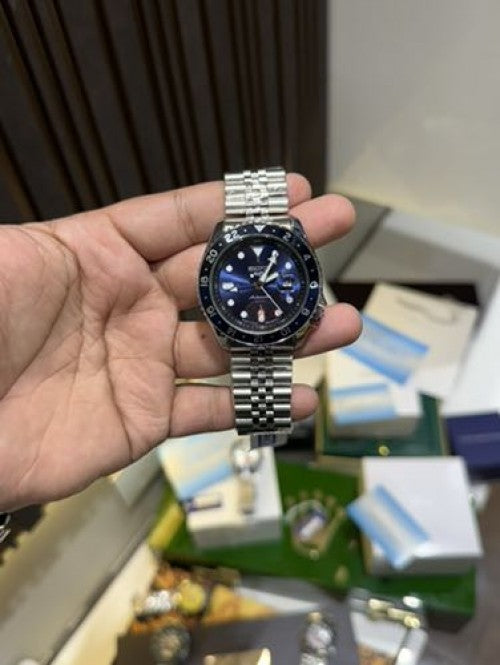 SEIKO SPORT  BLUE NEW OG LOCK