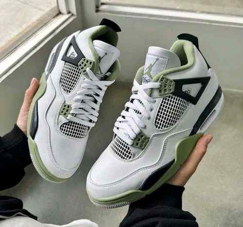 Air Jordan retro 4 Seafoam Semi UA