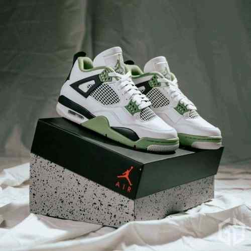 Air Jordan retro 4 Seafoam Semi UA