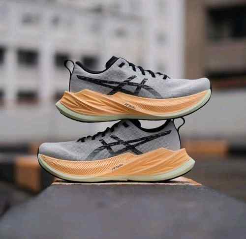 asicss superblast ffblast