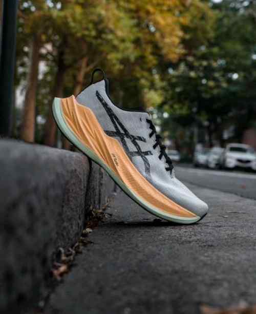 asicss superblast ffblast
