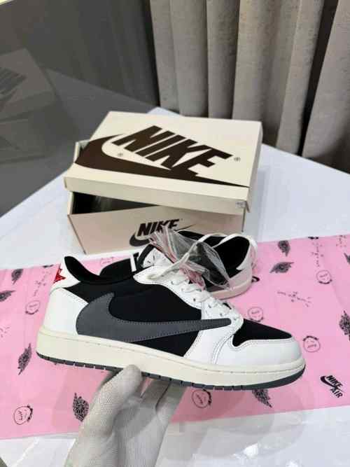 Nikee air jordan retro 1 low travis scott x panda Semi Ua
