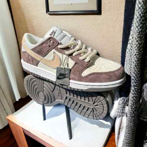 otomo katsuhiro nikee x sb dunk low steamboy