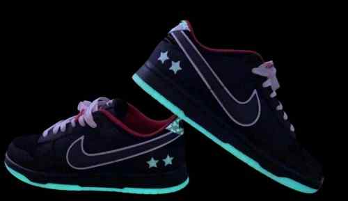 nikee sb dunk low x league of legends
