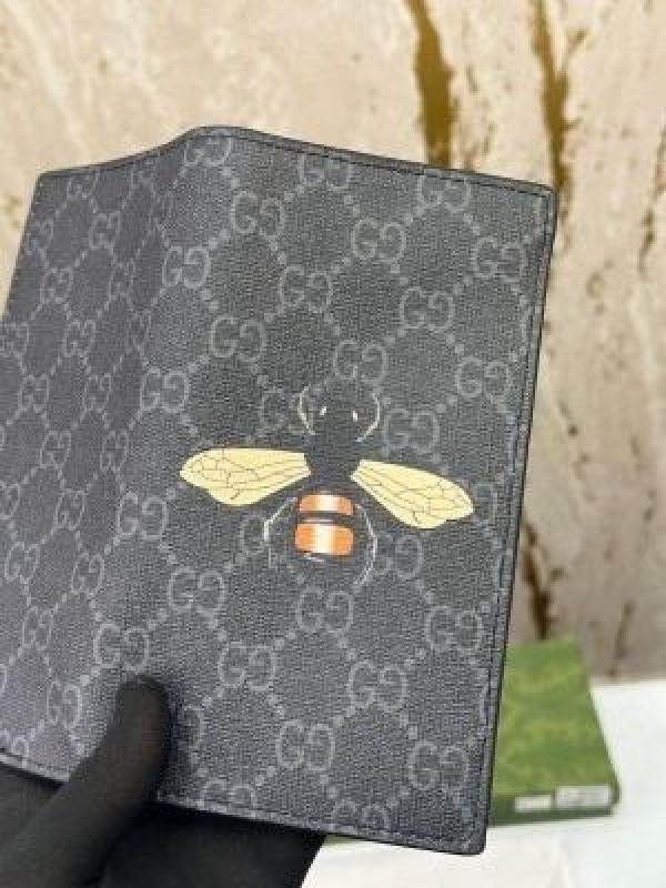 GUCC_I BEE LONG WALLET WITH OG BOX AND DUST BAG AND CARD (BLACK) S11