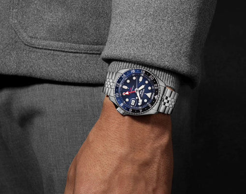 SEIKO SPORT  BLUE NEW OG LOCK