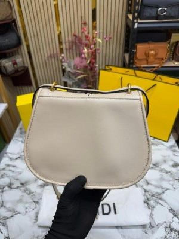 FEND_I COMON FF LOGO PLAQUE HANDBAG WITH OG BOX AND DUST BAG INCLUDING CARRY BAG PREMIUM QUALITY (APRICOT)