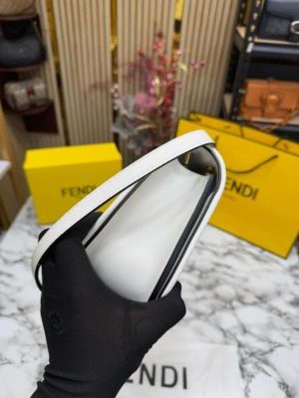 FEND_I COMON FF LOGO PLAQUE HANDBAG WITH OG BOX AND DUST BAG INCLUDING CARRY BAG PREMIUM QUALITY (WHITE)