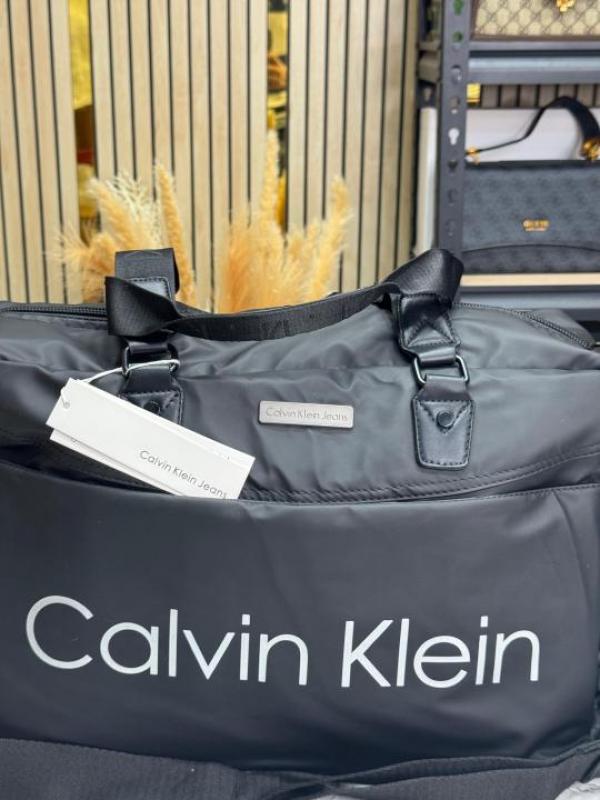 Calvin_Klein Premium Quality Duffle Bag With Strap (C0865-Black)