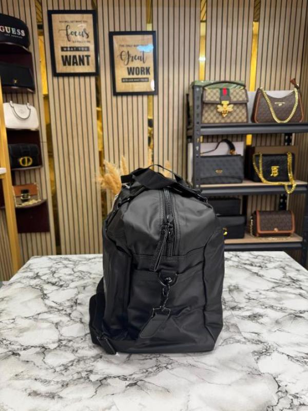Calvin_Klein Premium Quality Duffle Bag With Strap (C0865-Black)