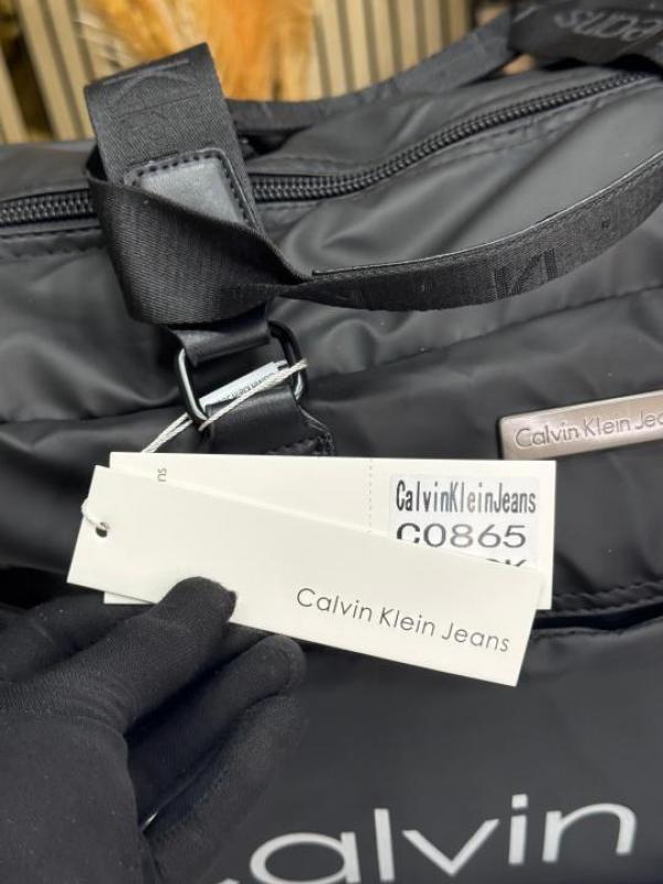 Calvin_Klein Premium Quality Duffle Bag With Strap (C0865-Black)