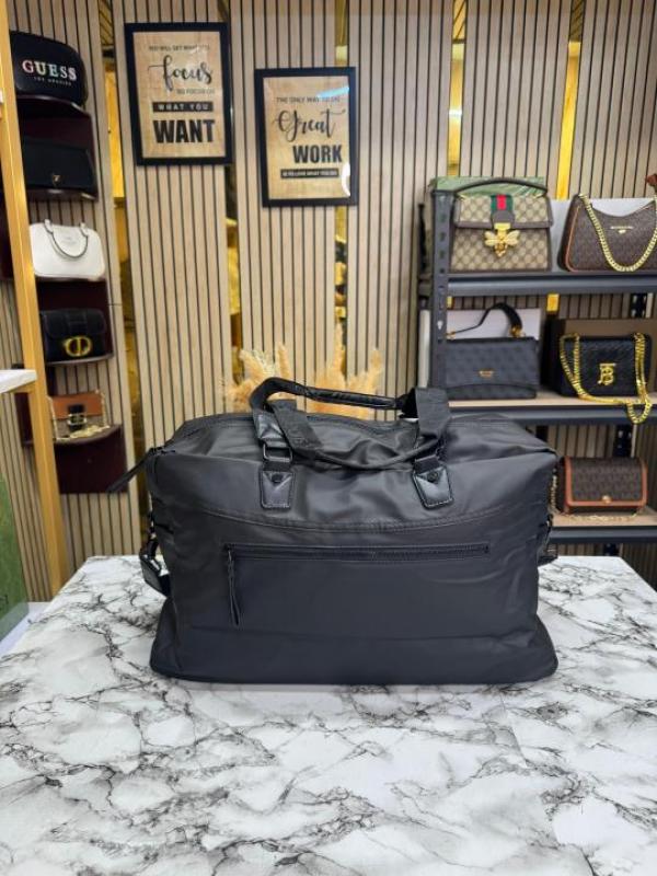 Calvin_Klein Premium Quality Duffle Bag With Strap (C0865-Black)