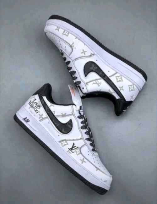 Louiss Vuitton X Nik e AirForce 1 Denim Black