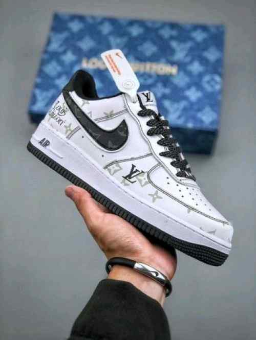 Louiss Vuitton X Nik e AirForce 1 Denim Black