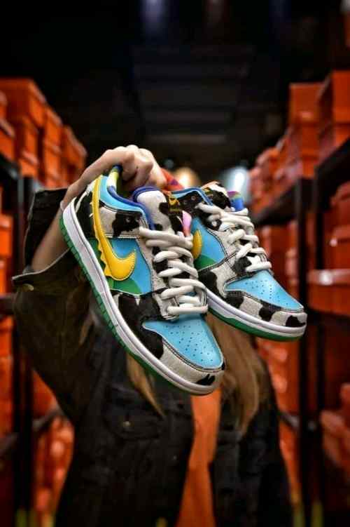 NIKEE SB DUNK LOW CHUNKY DUNKY