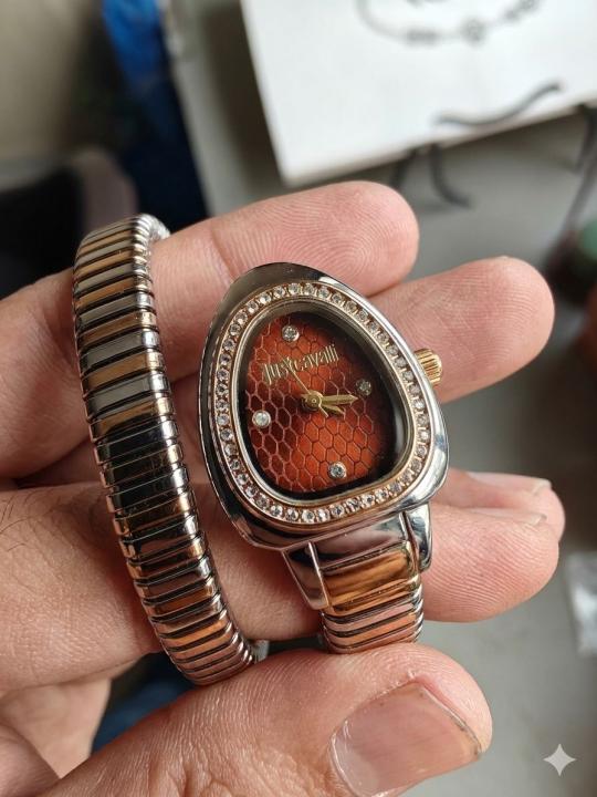 JUST CAVALLI SNAKE WATCH SINGLE RING ANALOGE WATCH TWO TONE GOLD BROWN 206